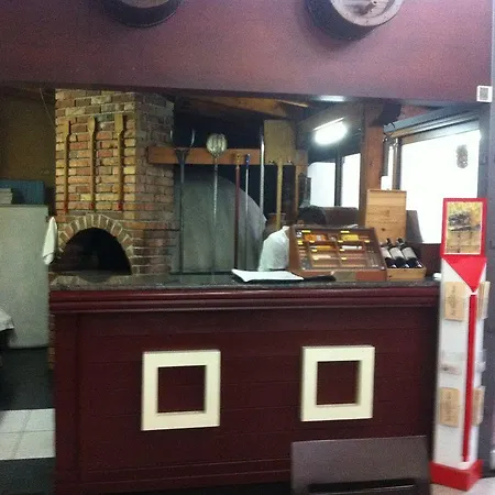 威拉塔法斯酒店 酒店 地拉那