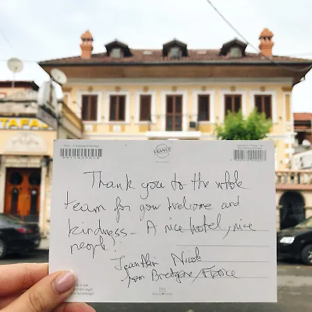 威拉塔法斯酒店 酒店 地拉那