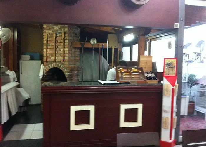 威拉塔法斯酒店 酒店 地拉那