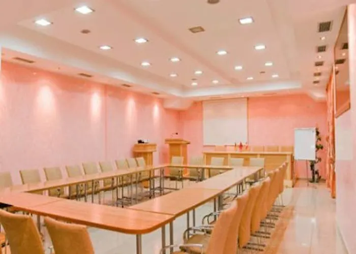 威拉塔法斯酒店 酒店 地拉那