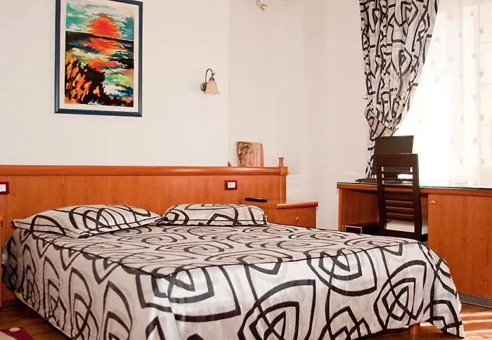 威拉塔法斯酒店 3*